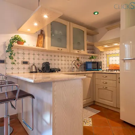 Alghero Rujia With Garden And Pool Villa *