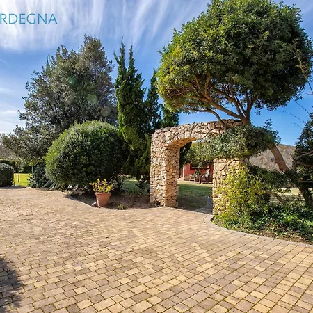 Alghero Rujia With Garden And Pool